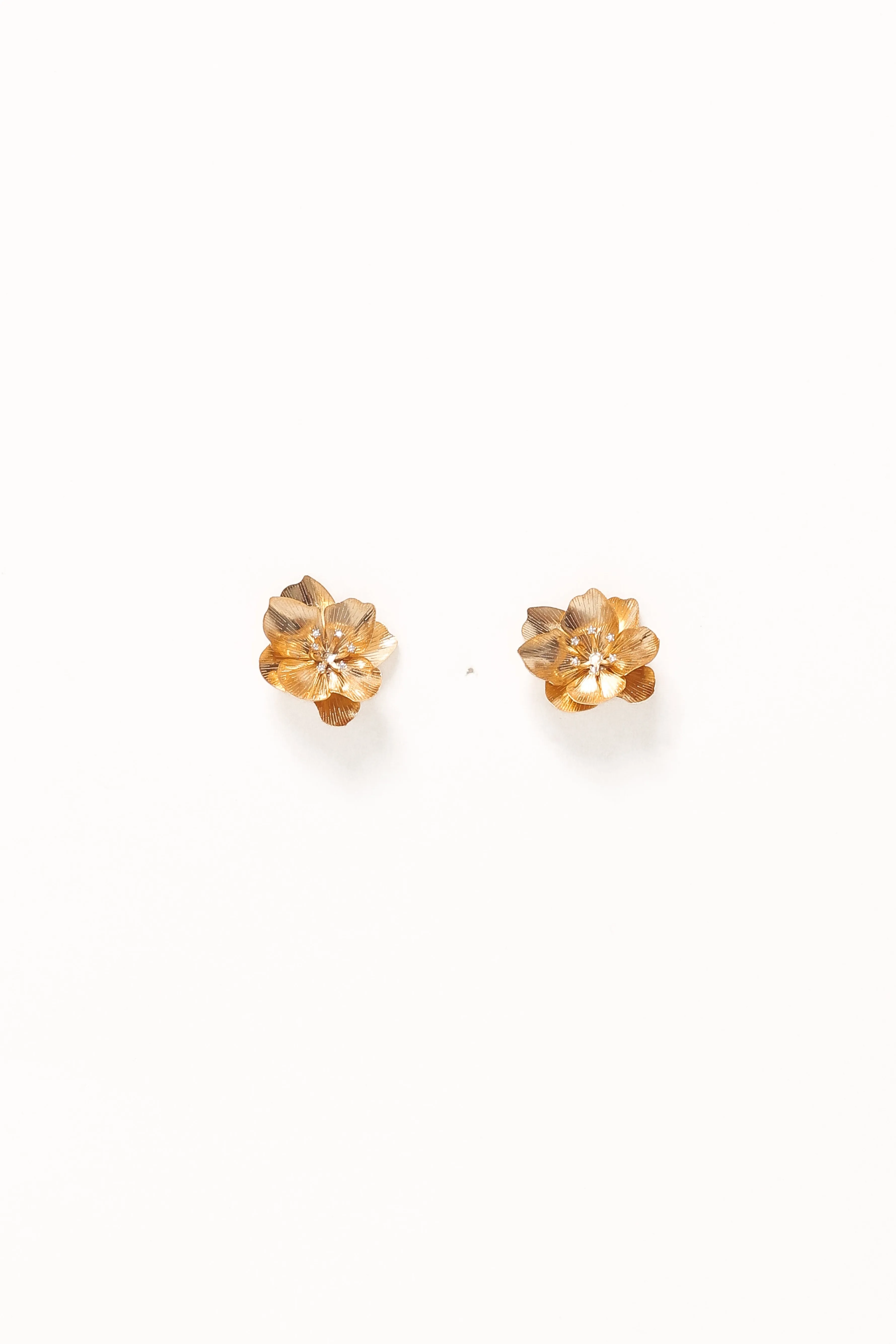 Petal & Pup Isobel Flower Earrings - Gold Shop